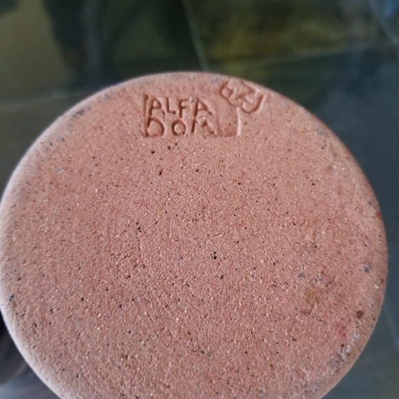 Alfa Dom pottery candle holder - Picture 5 of 9